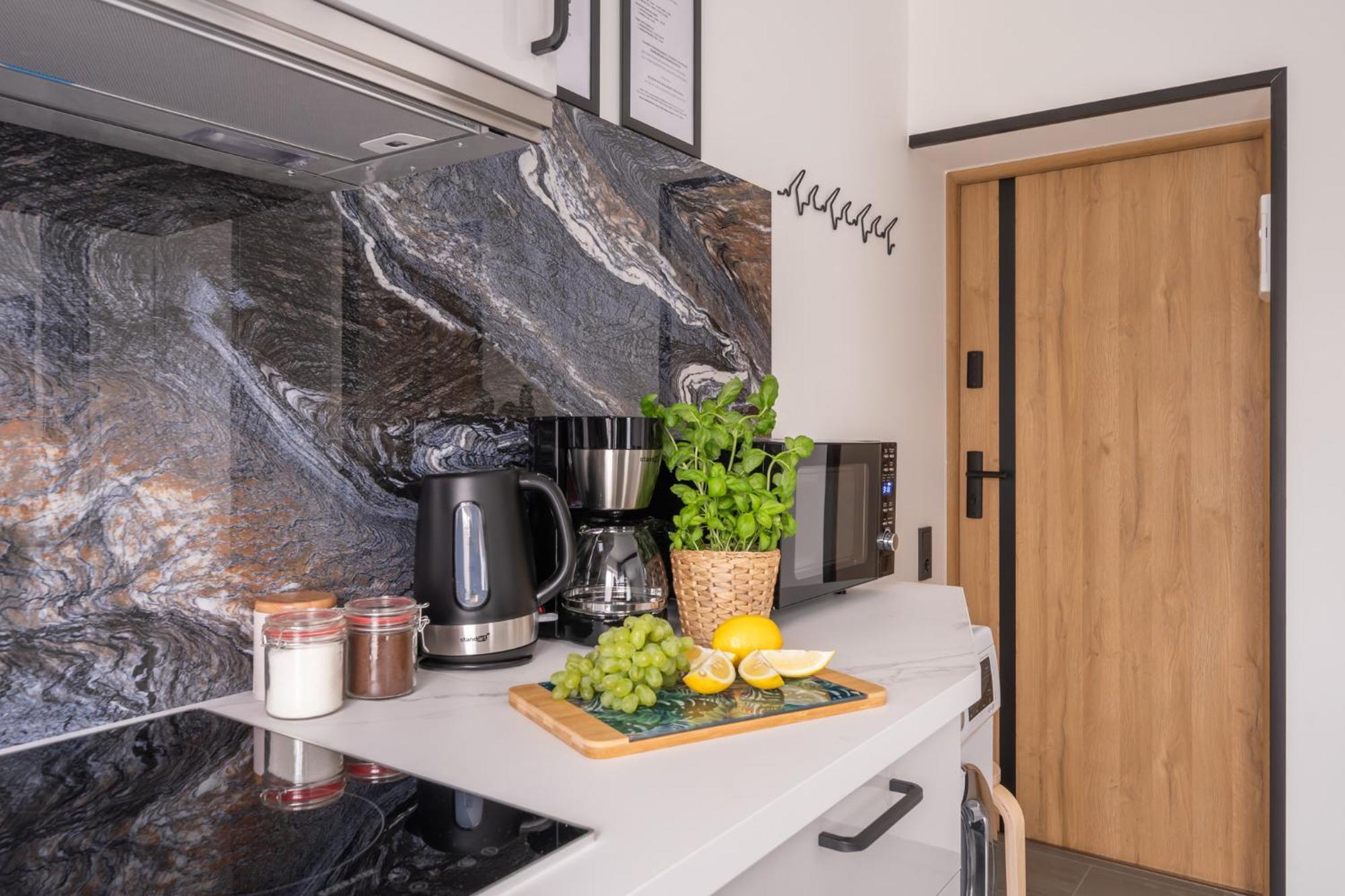 Green Garden & Private Parking Apartments With Playground Riga Exteriér fotografie