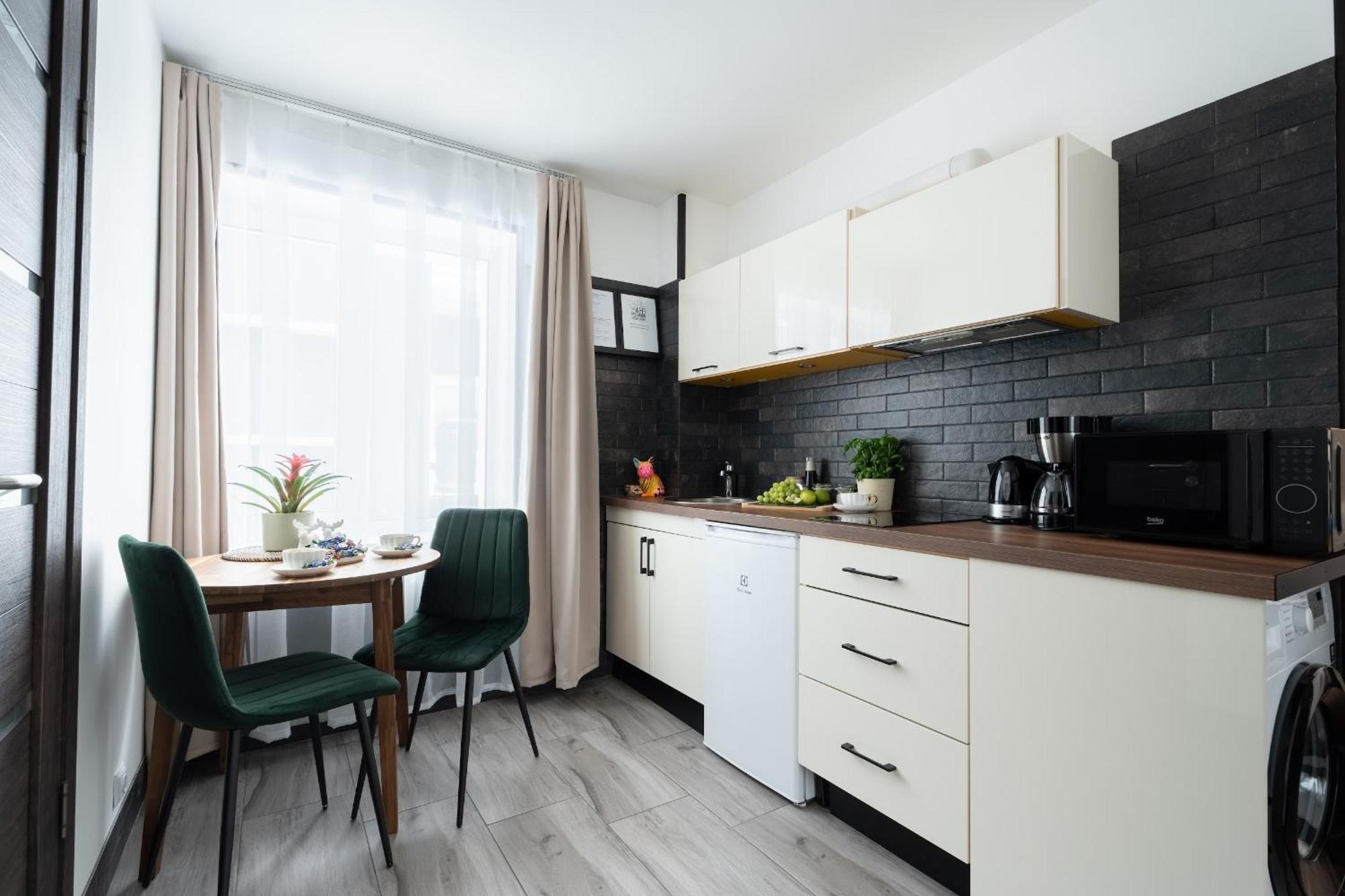 Green Garden & Private Parking Apartments With Playground Riga Exteriér fotografie